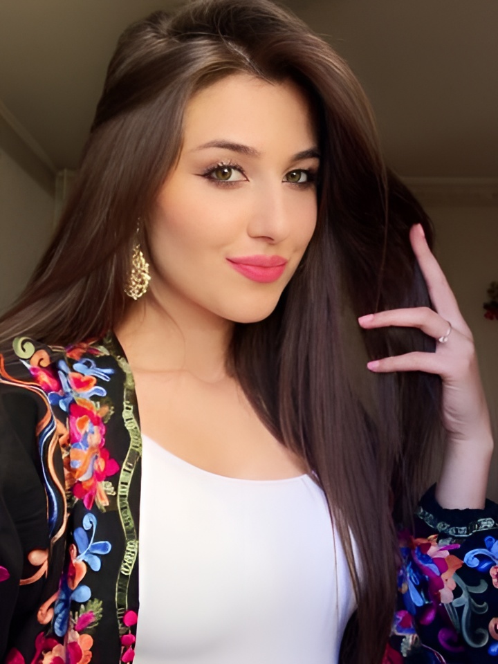 Элеонора привлекальеная девушка из Оленегорск цена от 3000 руб