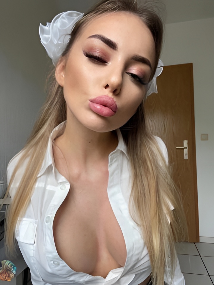 Индивидуалка Ева, доступна для личного знакомства от 1500 руб