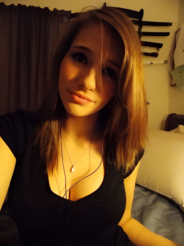 Сабина привлекальеная девушка из Оленегорск цена от 10000 руб