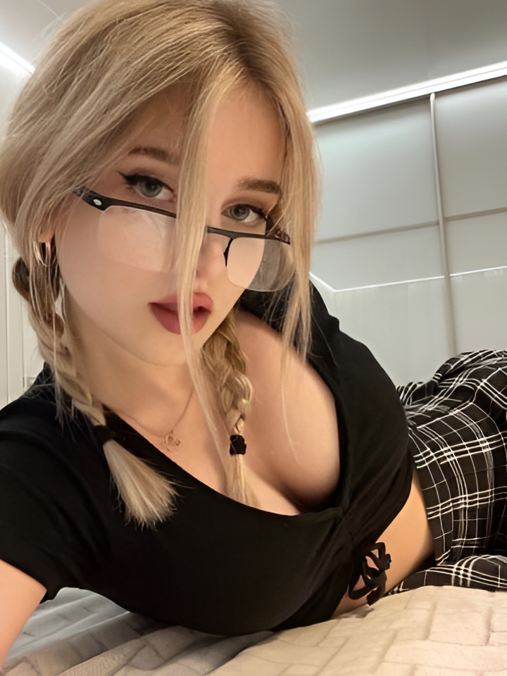 Индивидуалка Влада, доступна для личного знакомства от 1500 руб