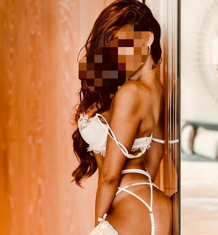 Туна привлекальеная девушка из Оленегорск цена от 11000 руб