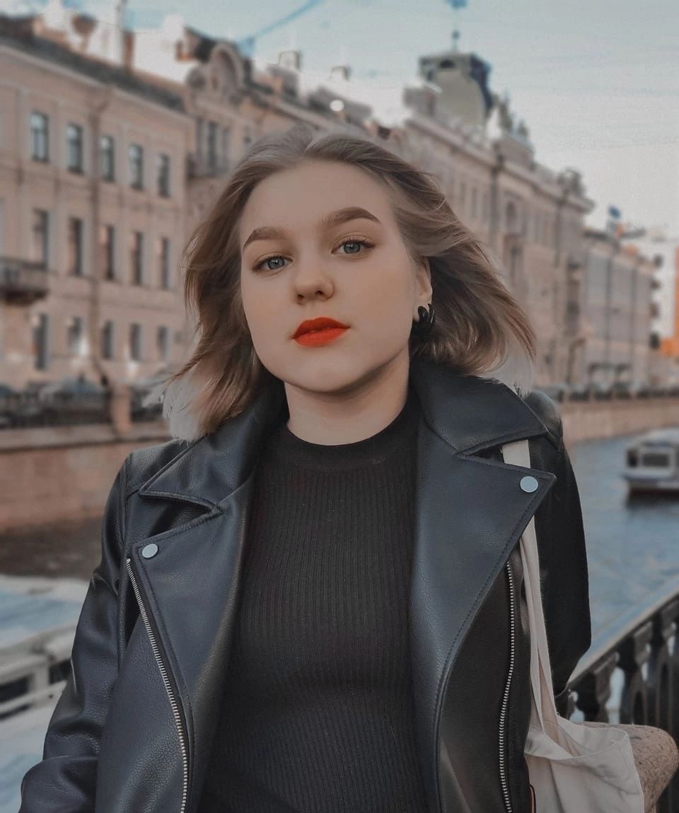 Катька привлекальеная девушка из Оленегорск цена от 3000 руб