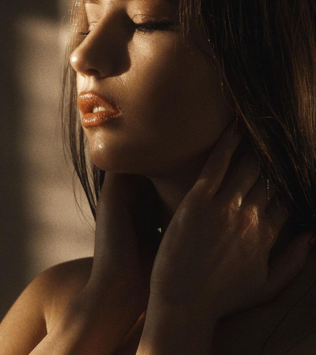 Ангелина привлекальеная девушка из Оленегорск цена от 8000 руб