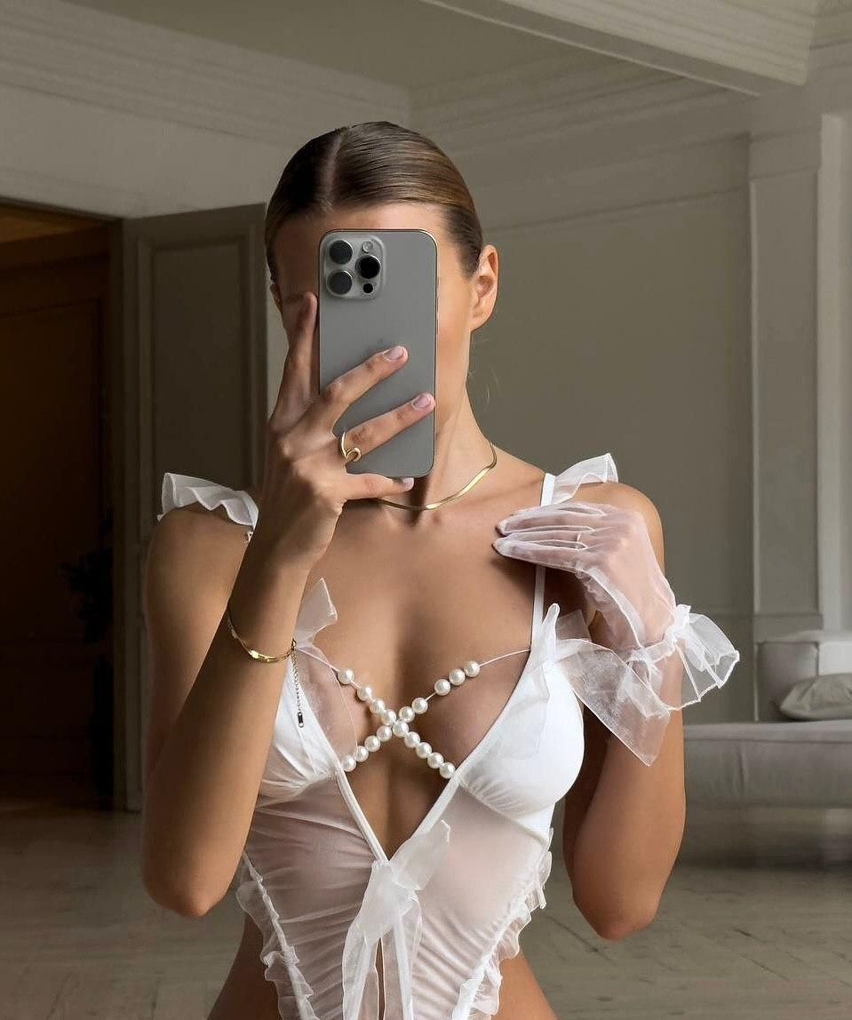 Людмила привлекальеная девушка из Оленегорск цена от 6000 руб