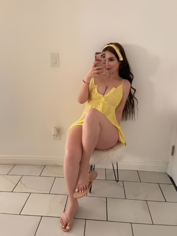 Эдита привлекательная девушка из Оленегорск цена от 10000 руб