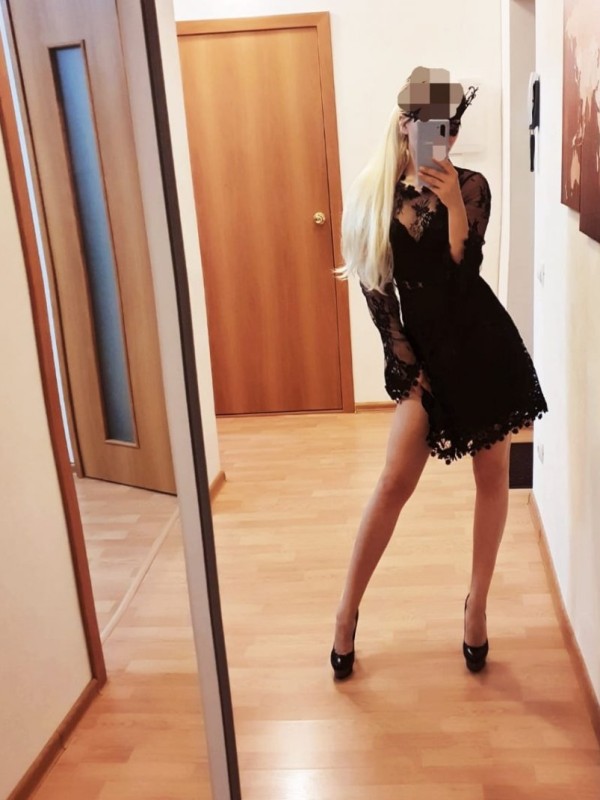 Александра привлекательная девушка из Оленегорск цена от 3000 руб