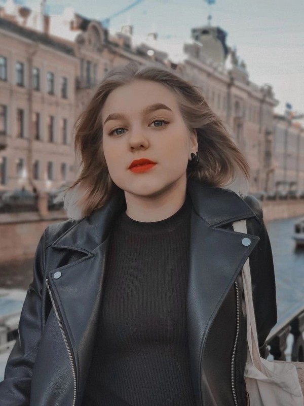 Катька привлекательная девушка из Оленегорск цена от 3000 руб