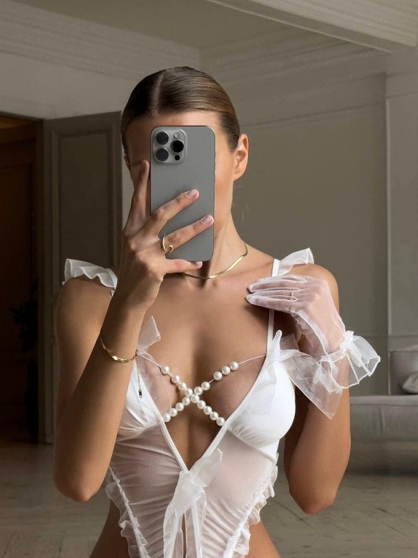 Людмила привлекательная девушка из Оленегорск цена от 6000 руб